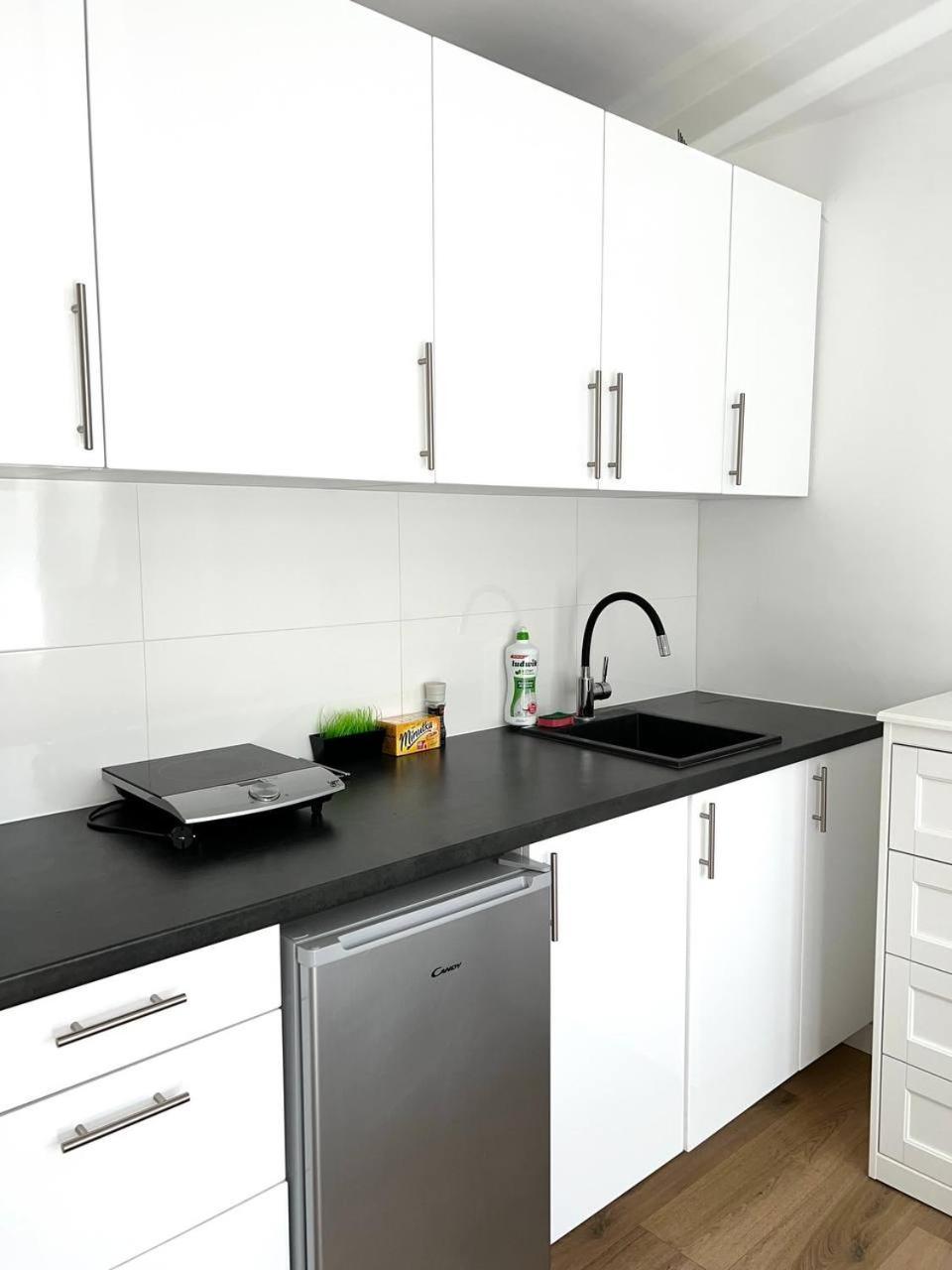 Quiet Apartment Near The Park, Metro, Centre, Wi-Fi - By Hik Apartments Warsaw Exterior photo