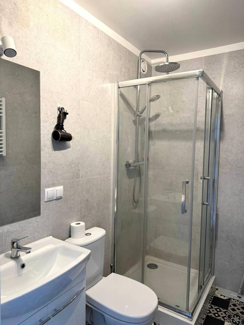 Quiet Apartment Near The Park, Metro, Centre, Wi-Fi - By Hik Apartments Warsaw Exterior photo