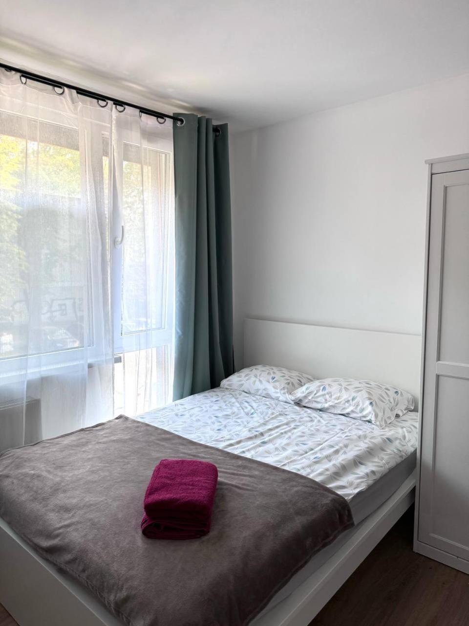 Quiet Apartment Near The Park, Metro, Centre, Wi-Fi - By Hik Apartments Warsaw Exterior photo